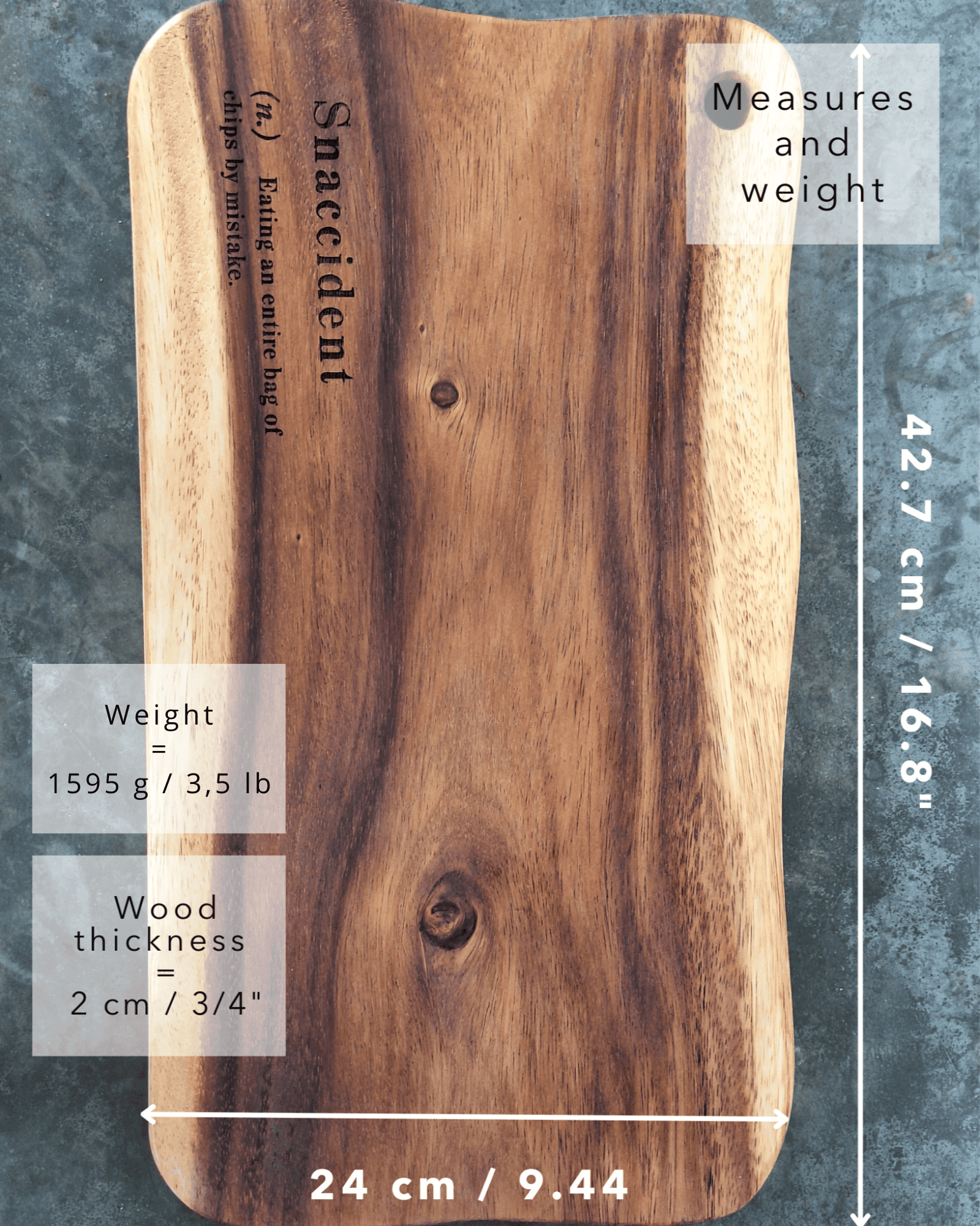 Dimensions of the cutting board : 9.4 x 16.8 inch